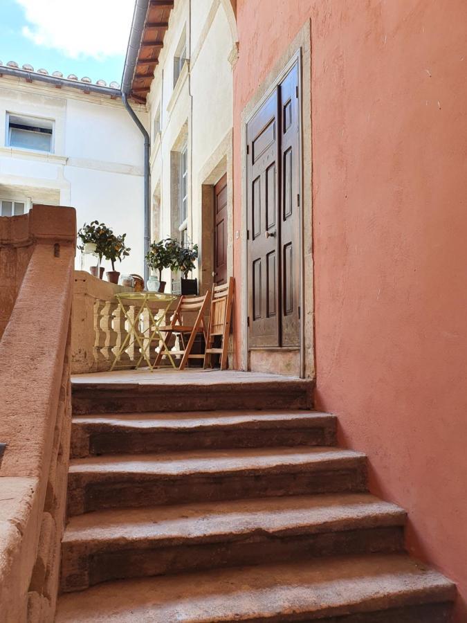 Au Coeur Du Centre Historique - Immeuble Classe - Terrasse - Climatise ニーム エクステリア 写真